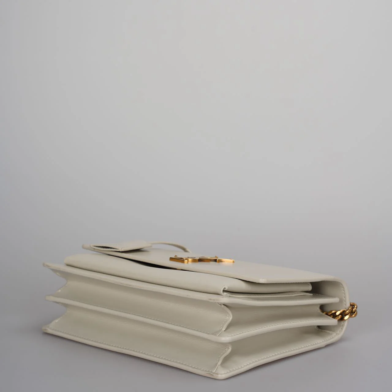 used-Saint Laurent Calfskin Medium Monogram Sunset in Blanc Vintage-MILOURA