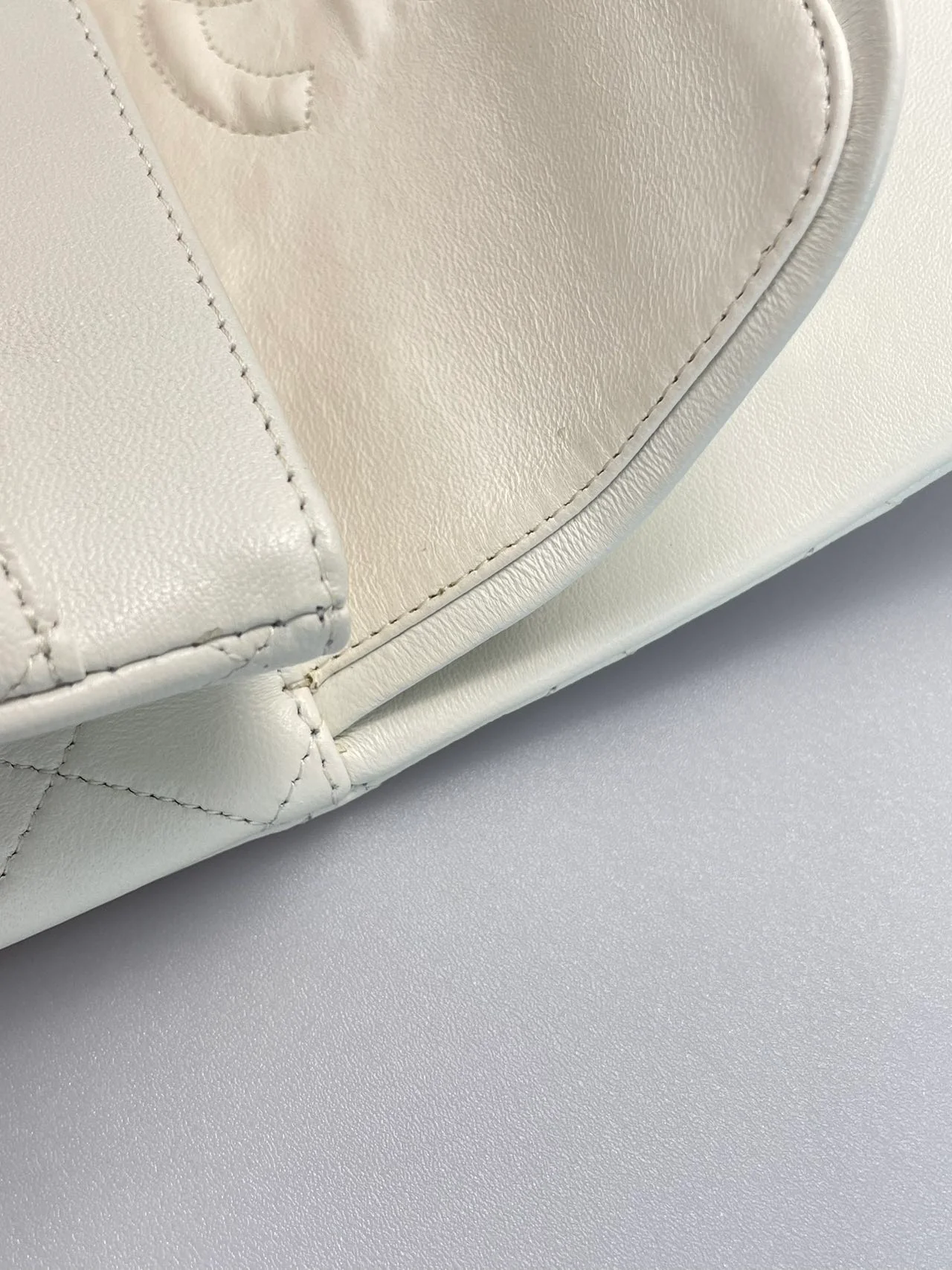 used-Chanel Vinateg White Classic Flap Bag with Gold Hardware-MILOURA