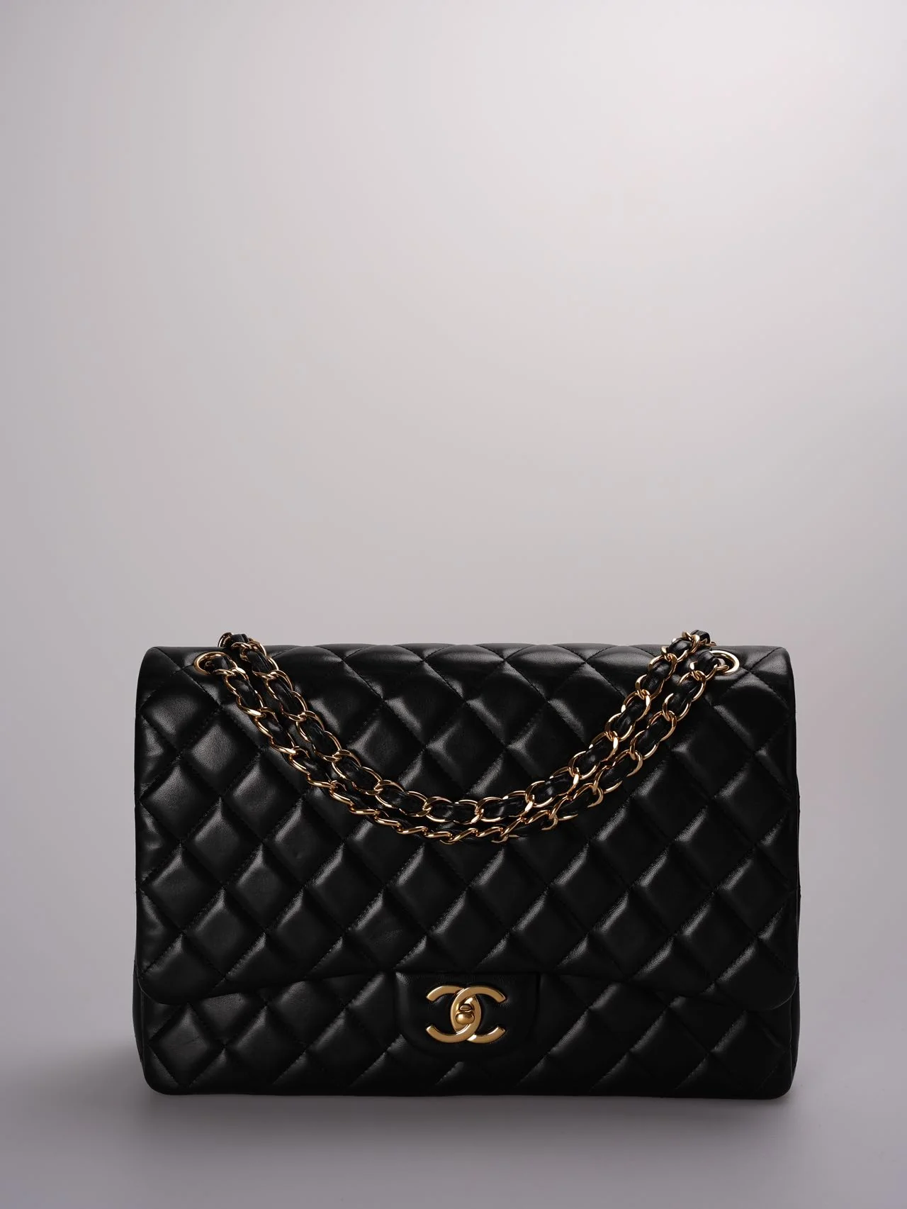 used-Chanel timeless Flap Quilted Maxi Lambskin Gold-tone Black-MILOURA