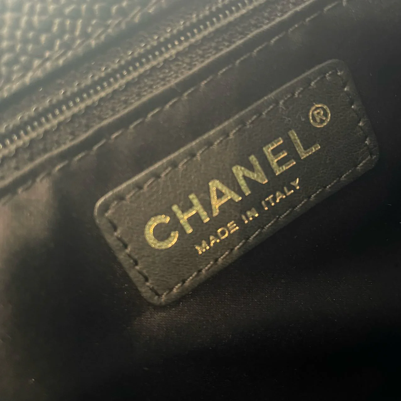 used-Chanel gst Grand Shopping Tote Black Bag in Cavier Leather with Gold Hardware from 2014-MILOURA