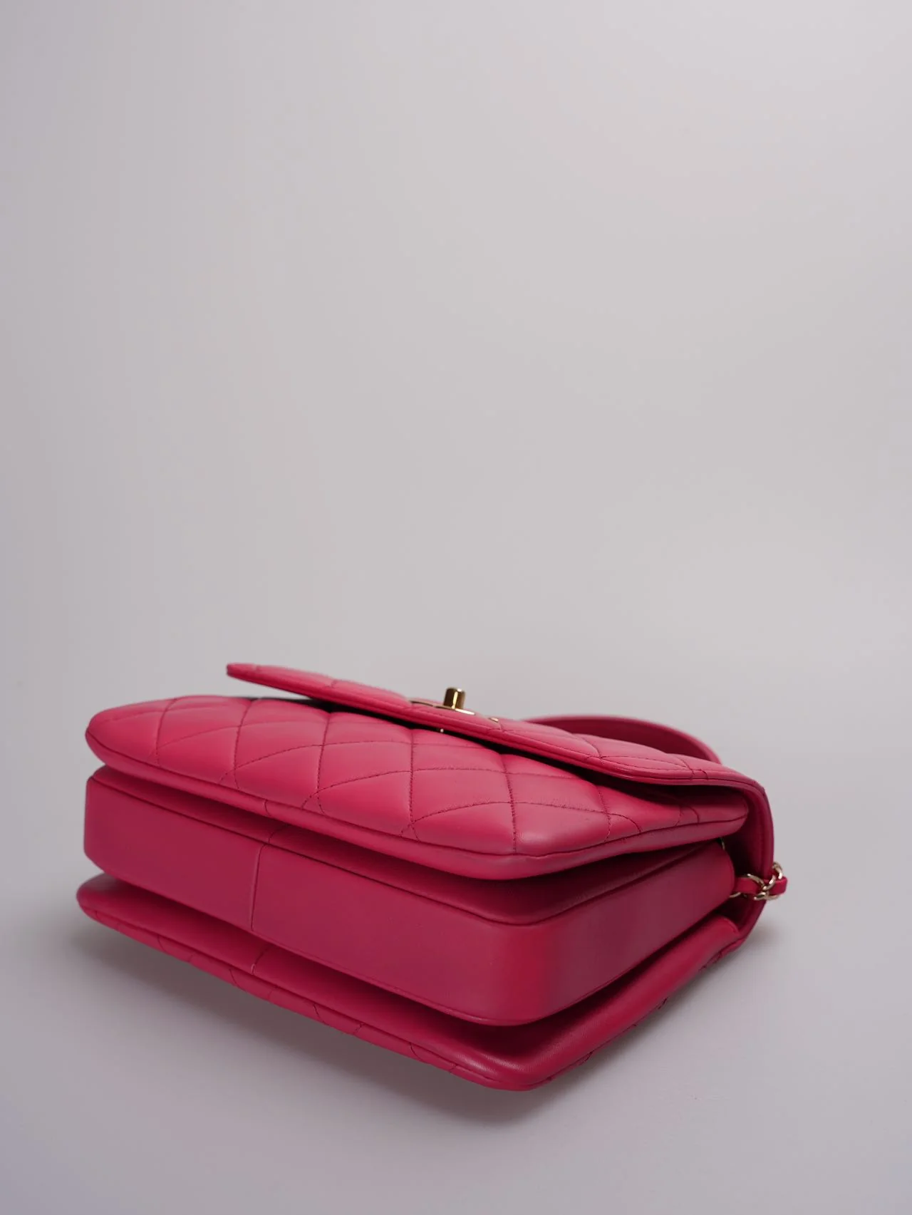 used-Chanel Trendy cc bag in hot pink with gold hardware in small size-MILOURA