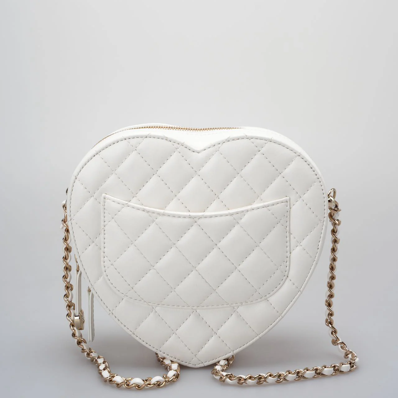 used-Chanel Heart Bag CC in Love Heart Clutch with Chain in White Lambskin with champagne Gold Hardware-MILOURA