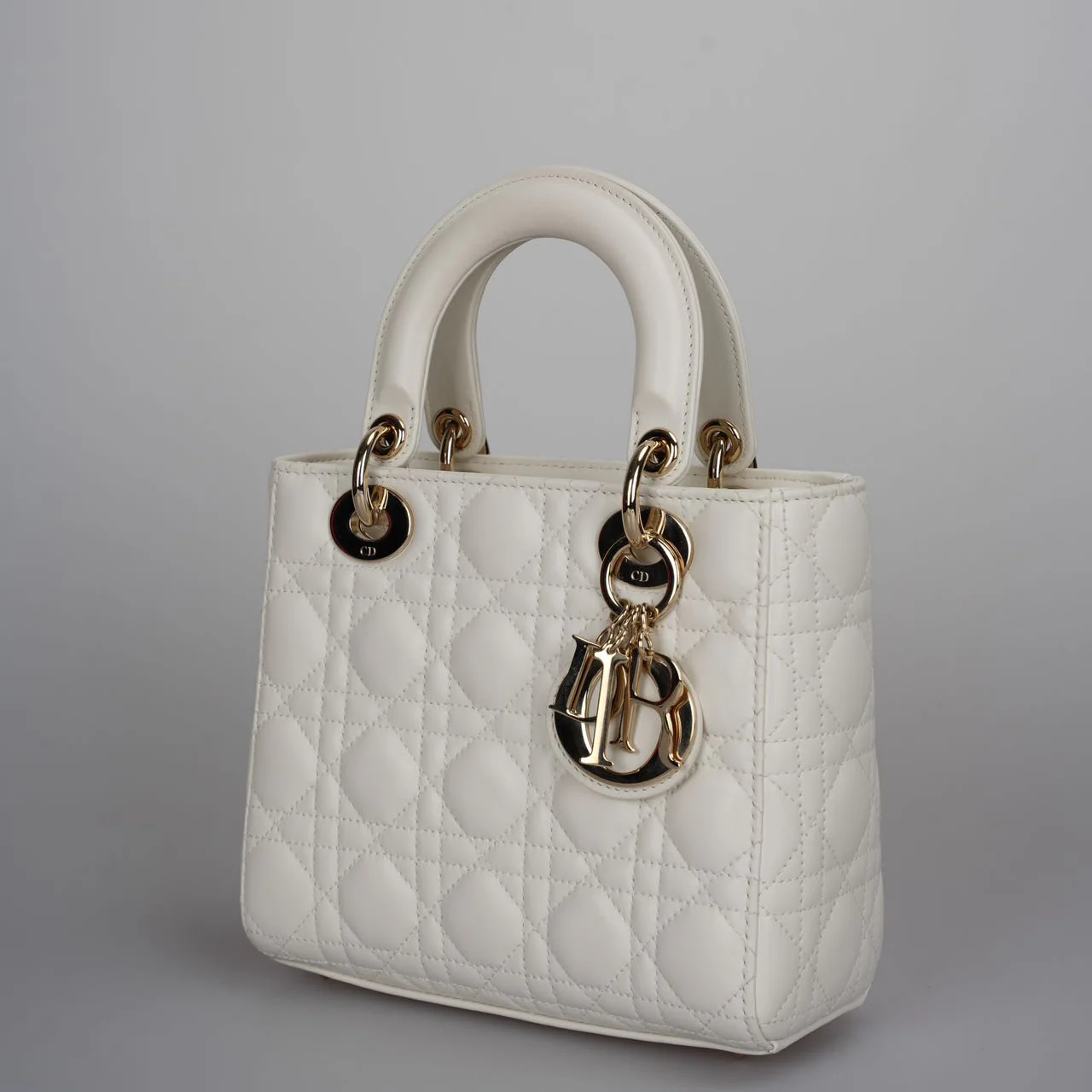 used-Christian Dior White Small Lady Dior Bag in Cannage Lambskin Leather with Gold Hardware 2020-MILOURA