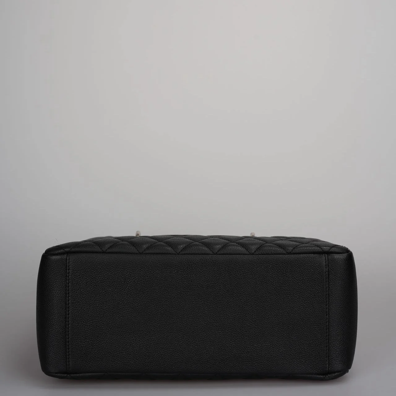 used-Chanel Grand Shopping Tote black gst Bag in Caviar Leather with Silver Hardware-MILOURA