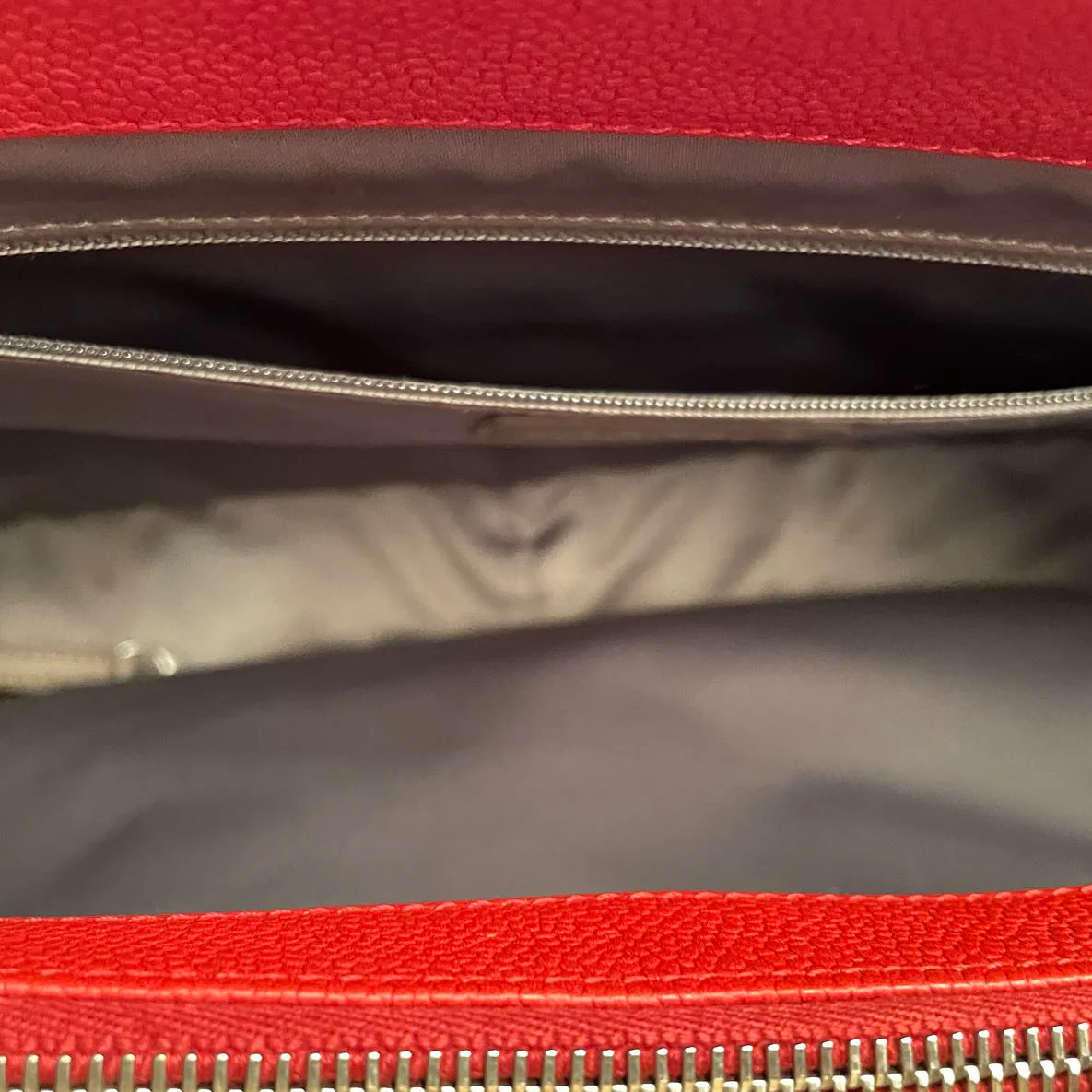 used-Chanel Large Grand Shopping Tote Red GST Bag in Caviar Leather with Silver Hardware XL size-MILOURA