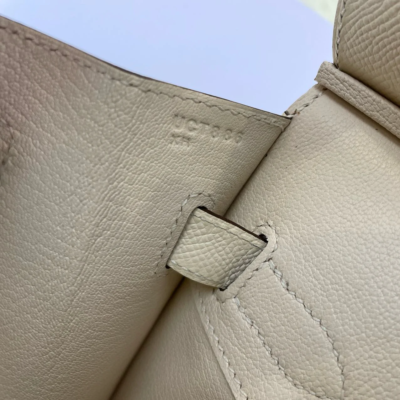 used-Hermes Birkin 30 sellier Bag In Nata Epsom Leather with Gold Hardware-MILOURA