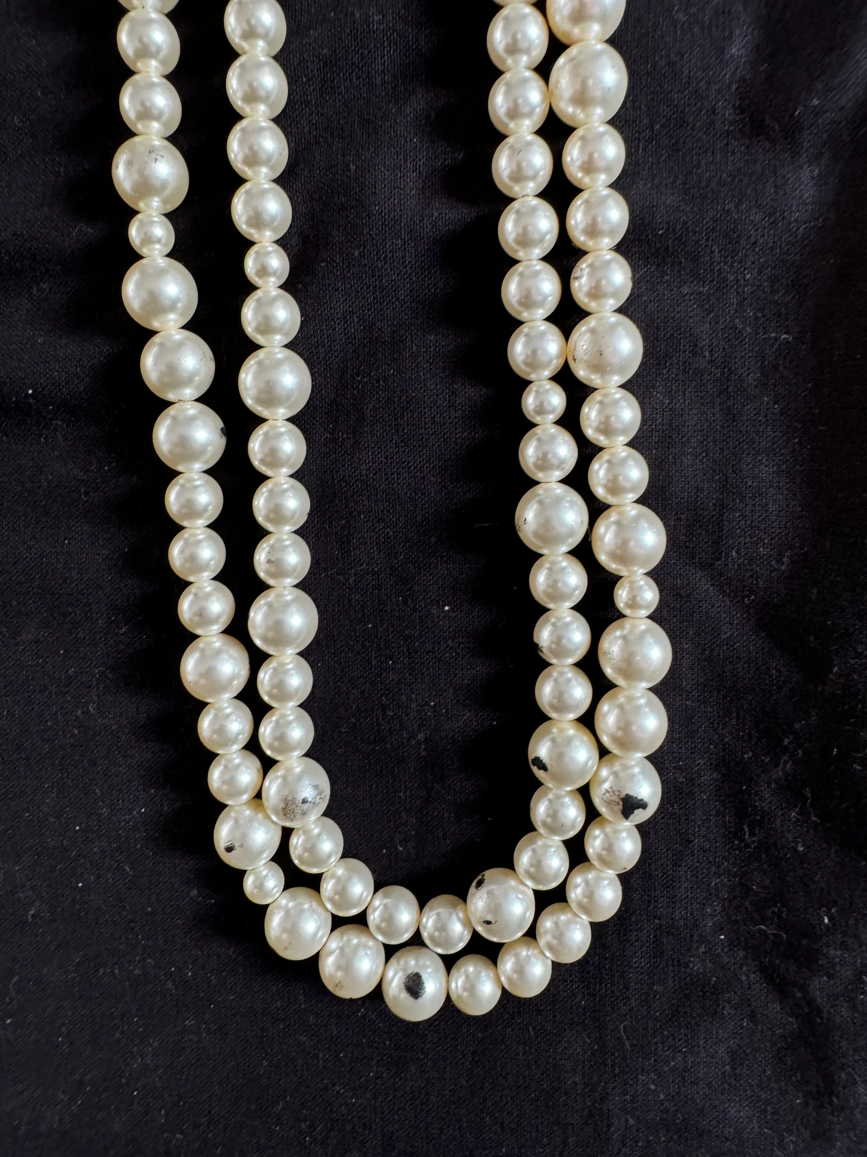used-Chanel pearl necklace-MILOURA
