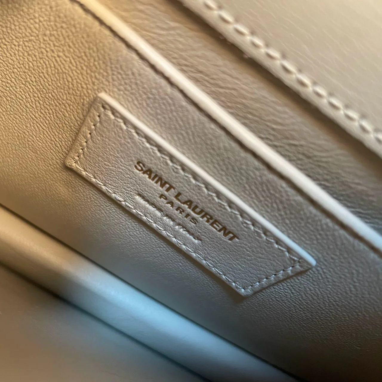 used-Saint Laurent Calfskin Medium Monogram Sunset in Blanc Vintage-MILOURA