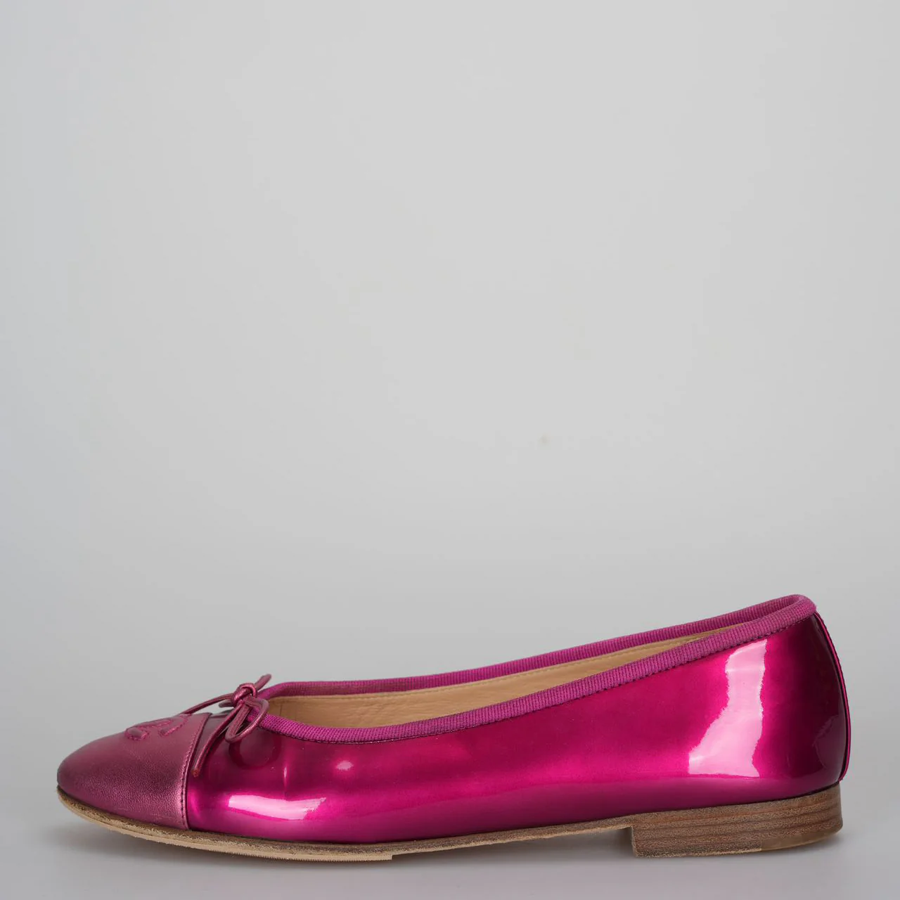 used-Chanel ballet flats 37.5 in hot pink-MILOURA