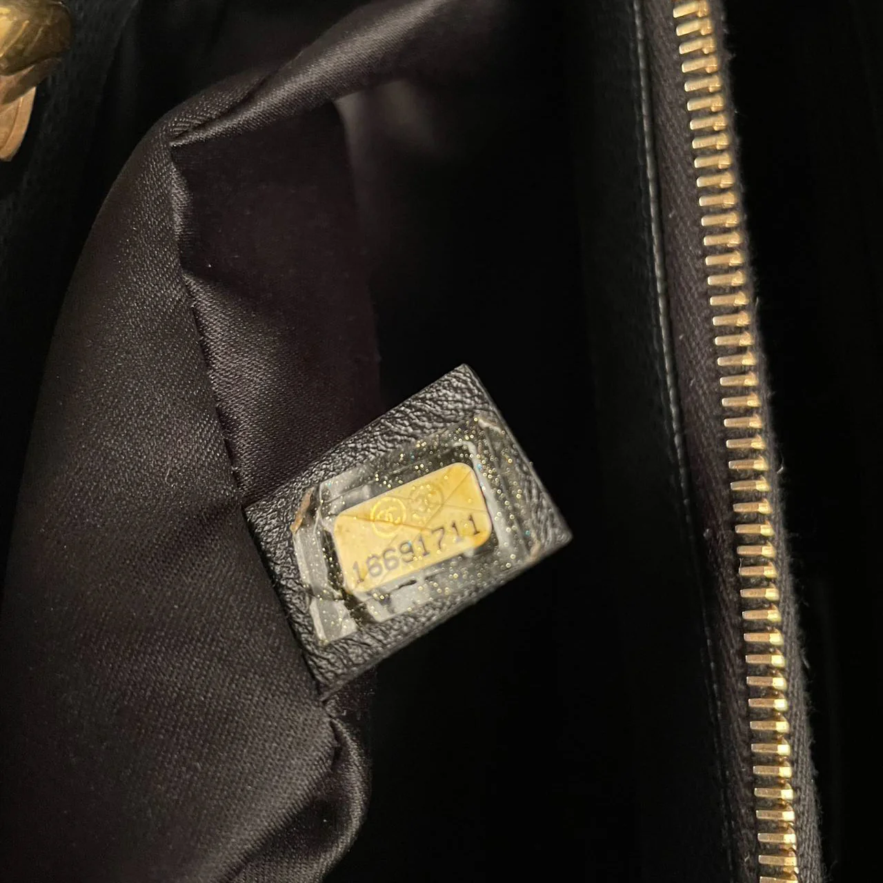 used-Chanel Black Grand Shopping Tote GST Bag in Caviar Leather with Gold Hardware-MILOURA