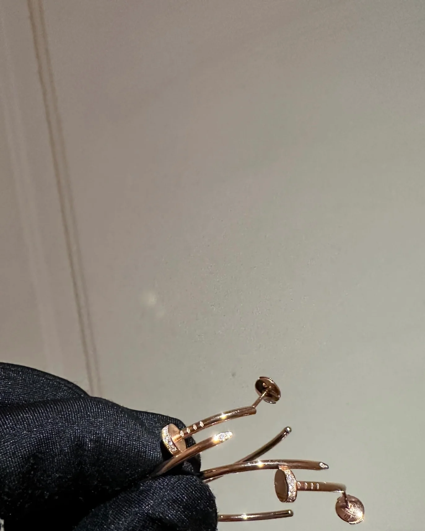 used-Cartier Juste Un Clou Diamond Hoop Earring in 18k rose Gold 0.17 CTW-MILOURA