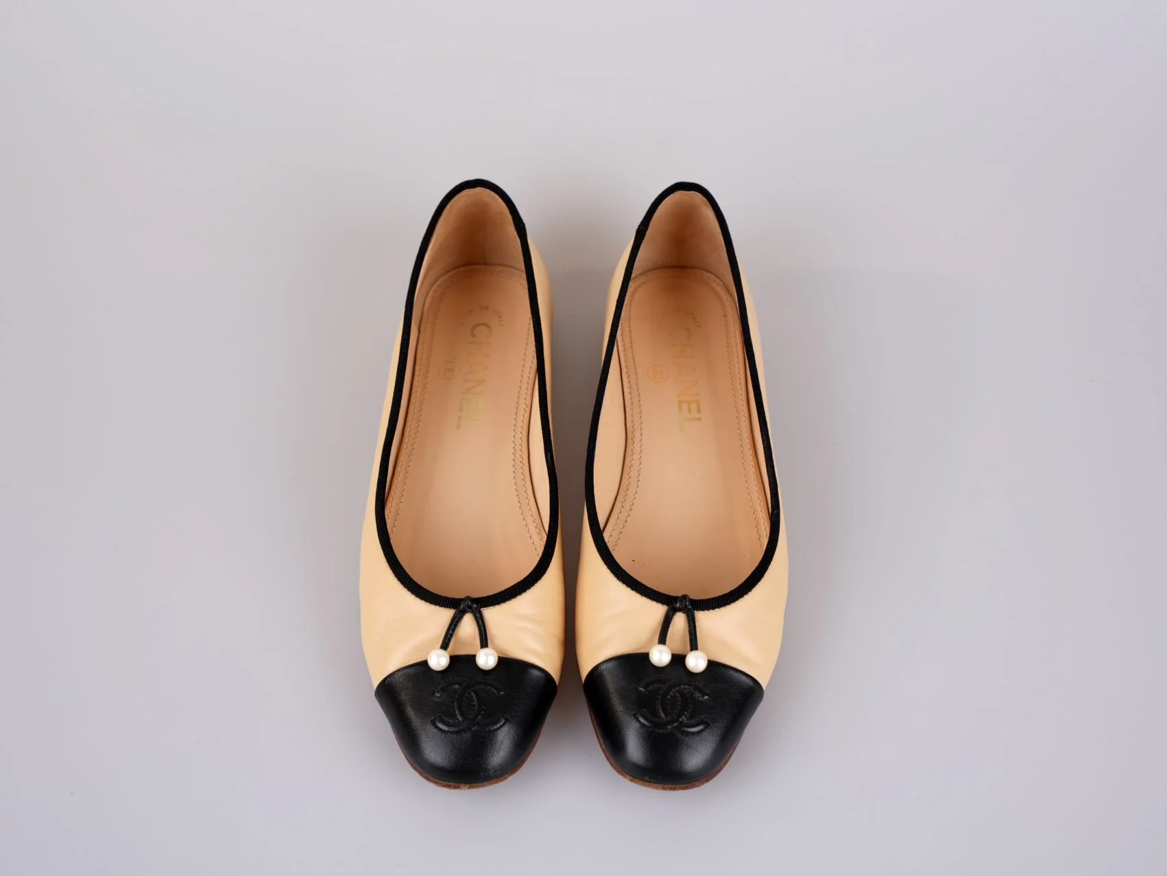 used-Chanel CC Lambskin Cap Toe Ballerinas with Pearls Beige/Black 38C-MILOURA