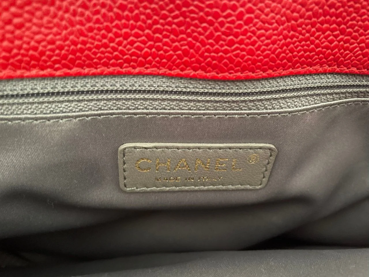 used-Chanel Red Medium Shopping Tote Bag with Gold Hardware-MILOURA