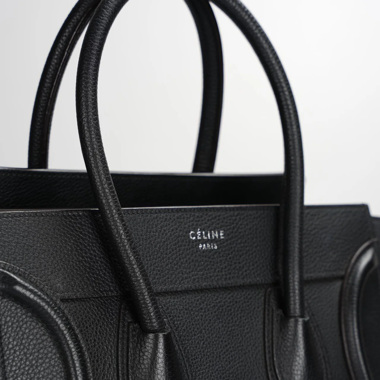 used-CELINE Micro Luggage leather handbag in Black-MILOURA
