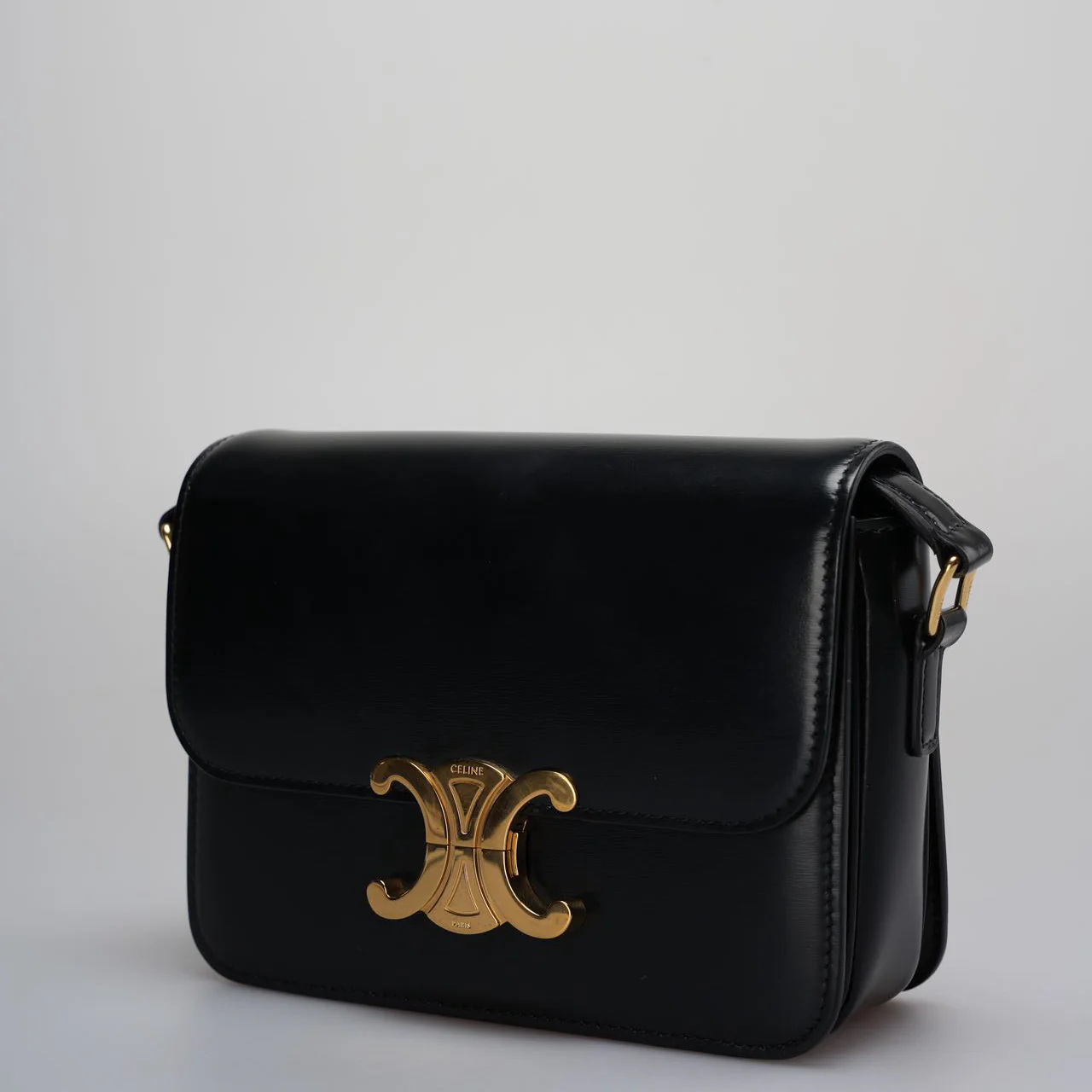 used-Céline Pre-Owned 2021 Small Calfskin Triomphe crossbody bag-MILOURA