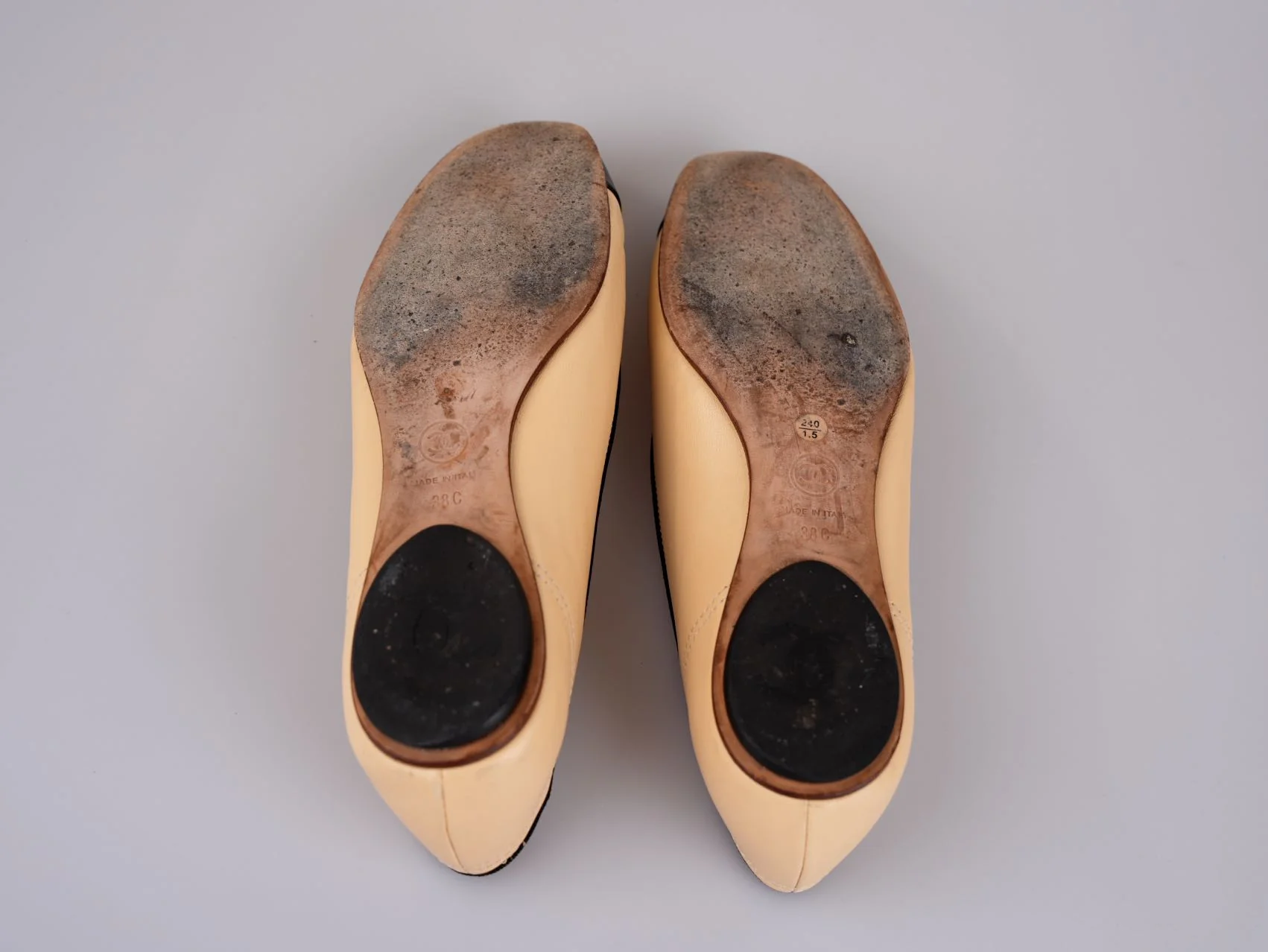 used-Chanel CC Lambskin Cap Toe Ballerinas with Pearls Beige/Black 38C-MILOURA