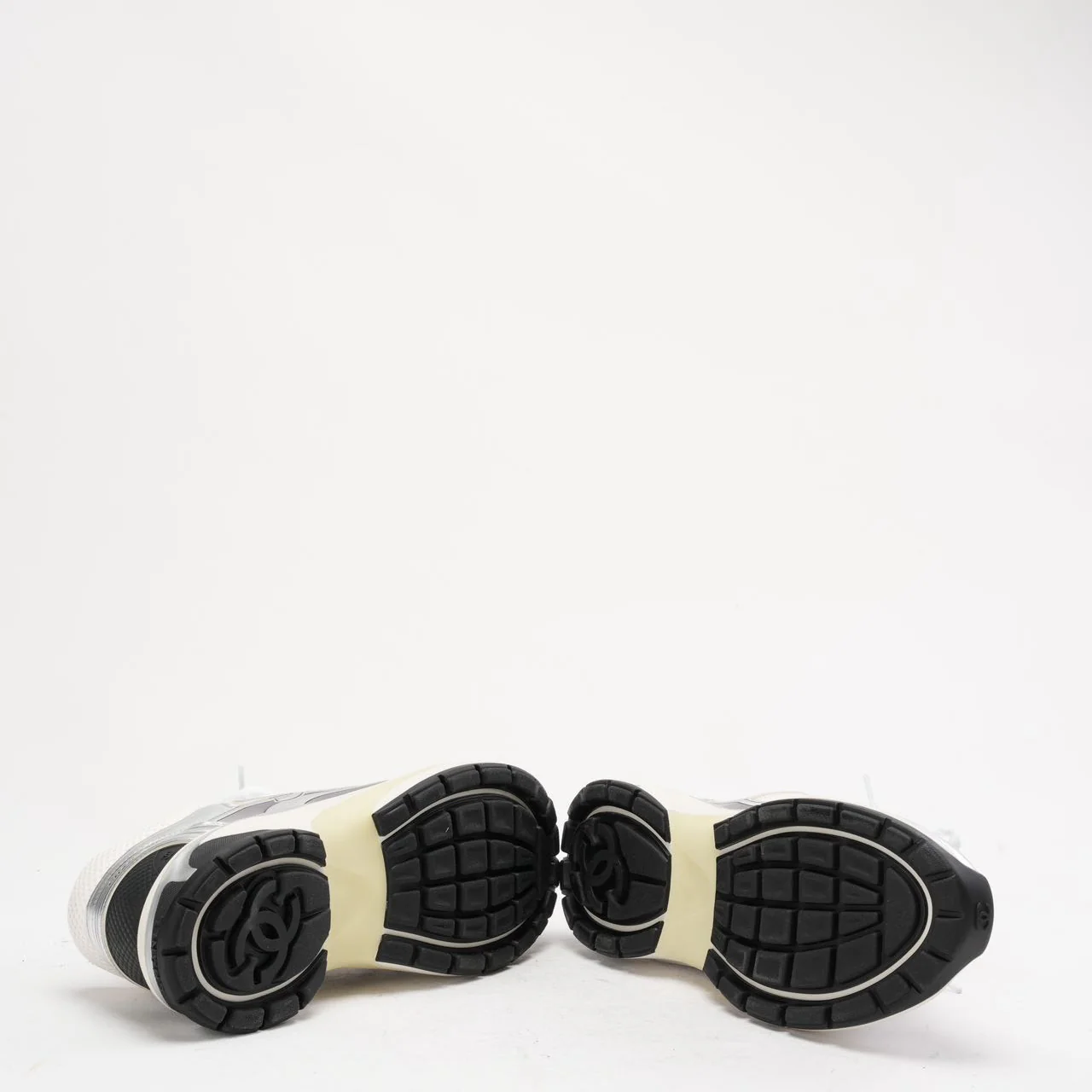 Chanel CC Logo Sneaker in White and Silver 40.5