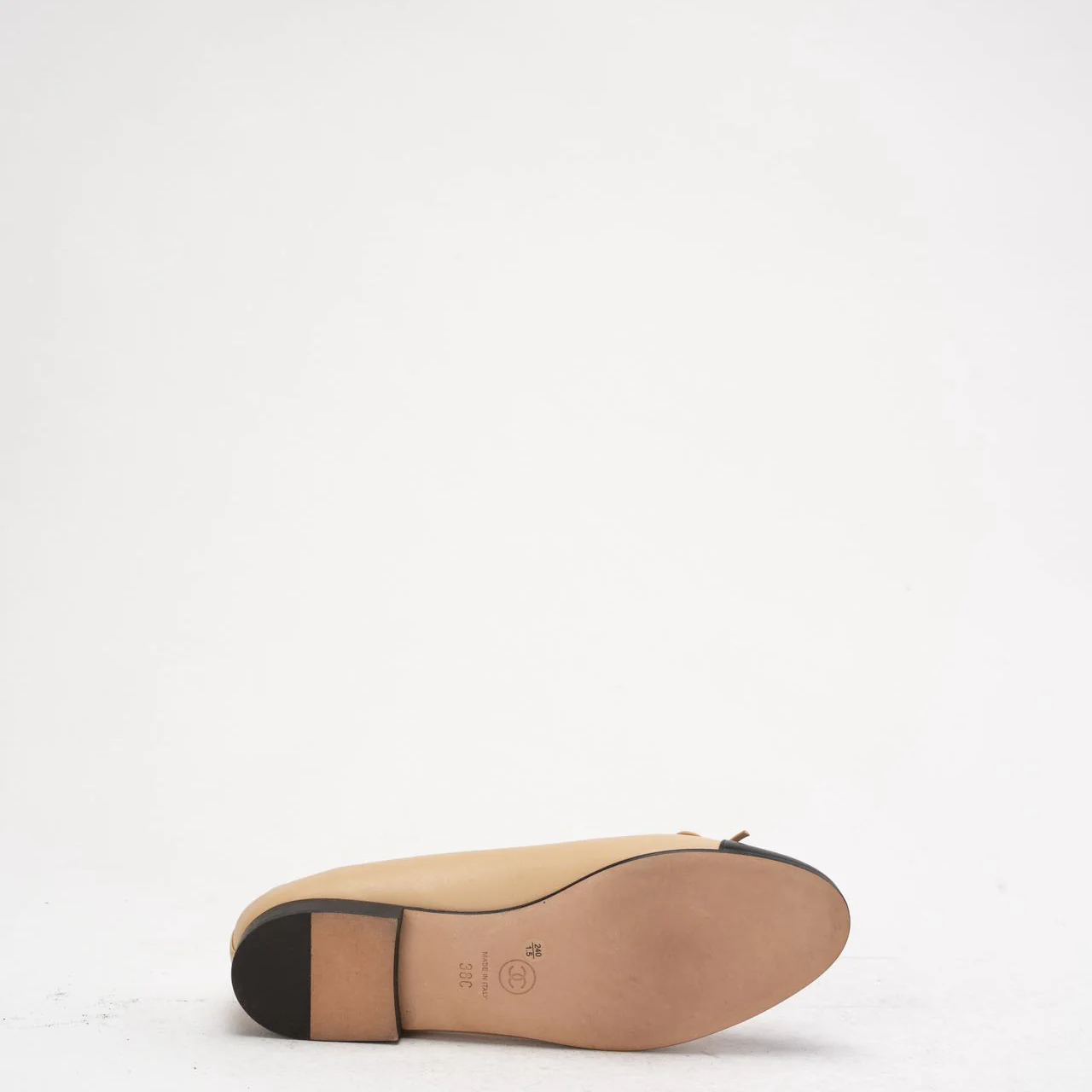 Chanel Beige/Black CC Cap Toe Ballet Flats Size 38C