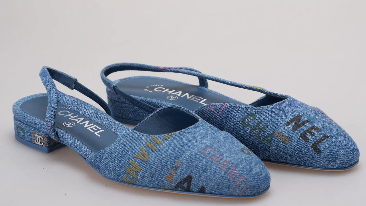 Chanel denim Slingback 