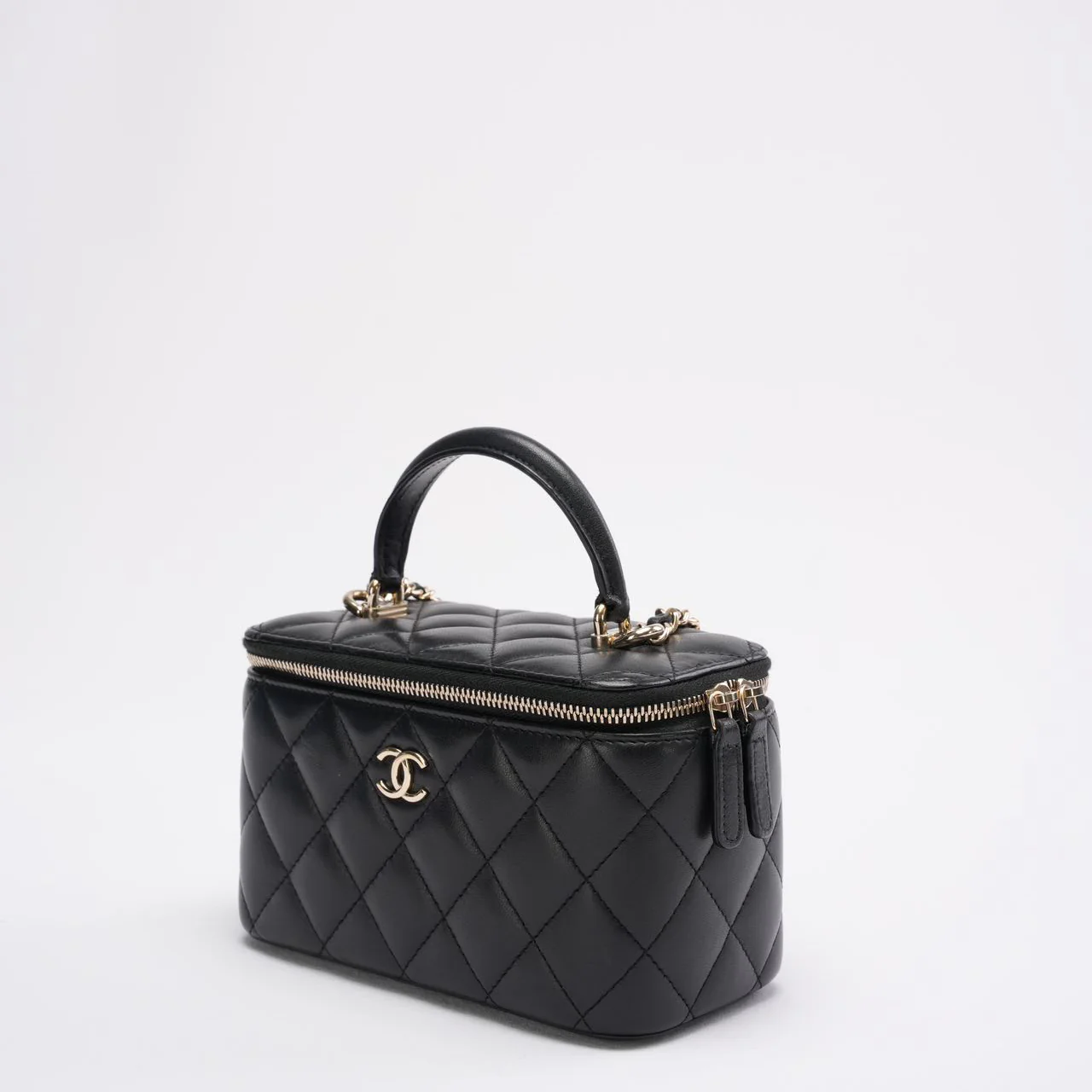 Trousse de Toilette Chanel Noir Petit Cuir d'Agneau Poignée Supérieure