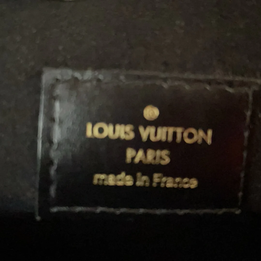 Louis Vuitton Monogram Pochette Metis MM Handbag