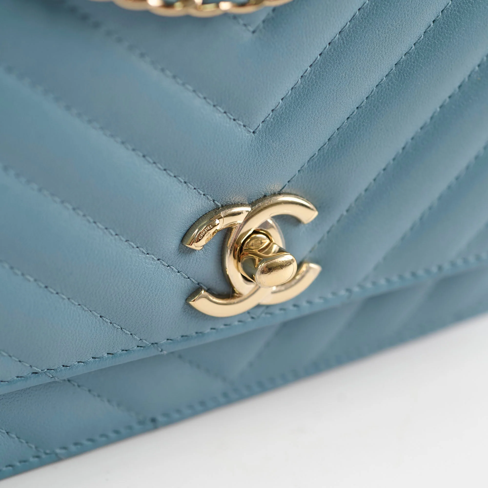 Chanel Trendy CC Wallet On Chain (WOC) Blue
