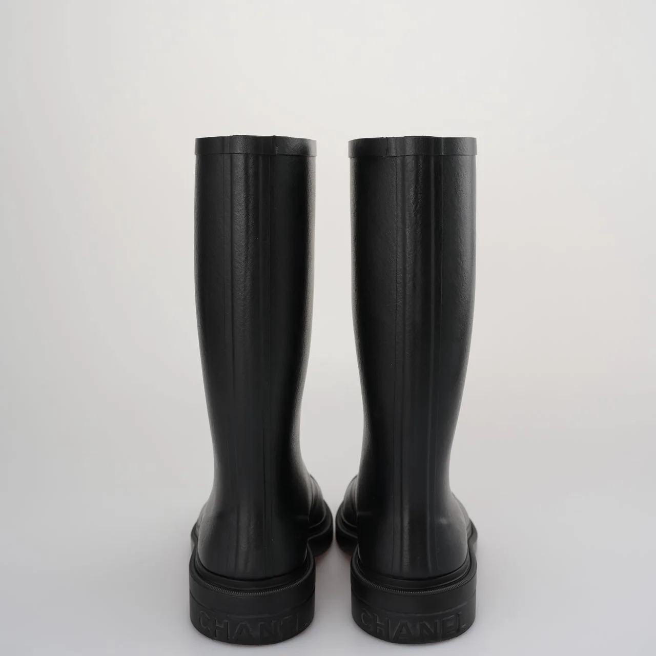 Used authentic Chanel rain boots 39