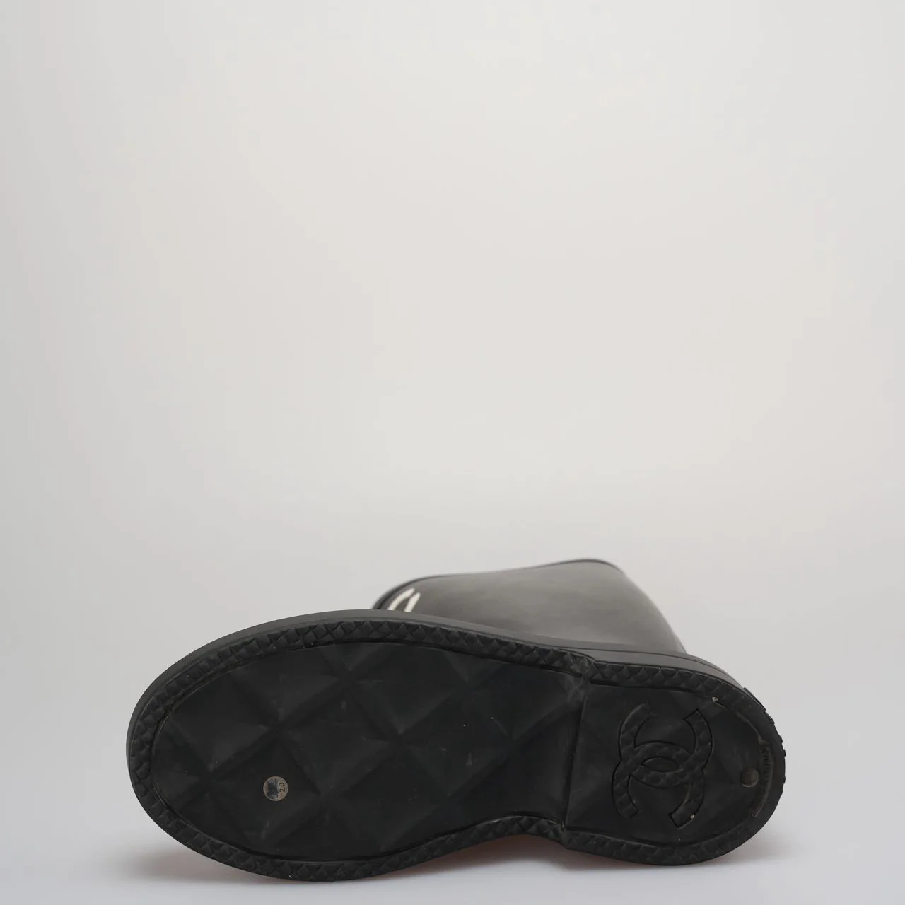 Used authentic Chanel rain boots 39