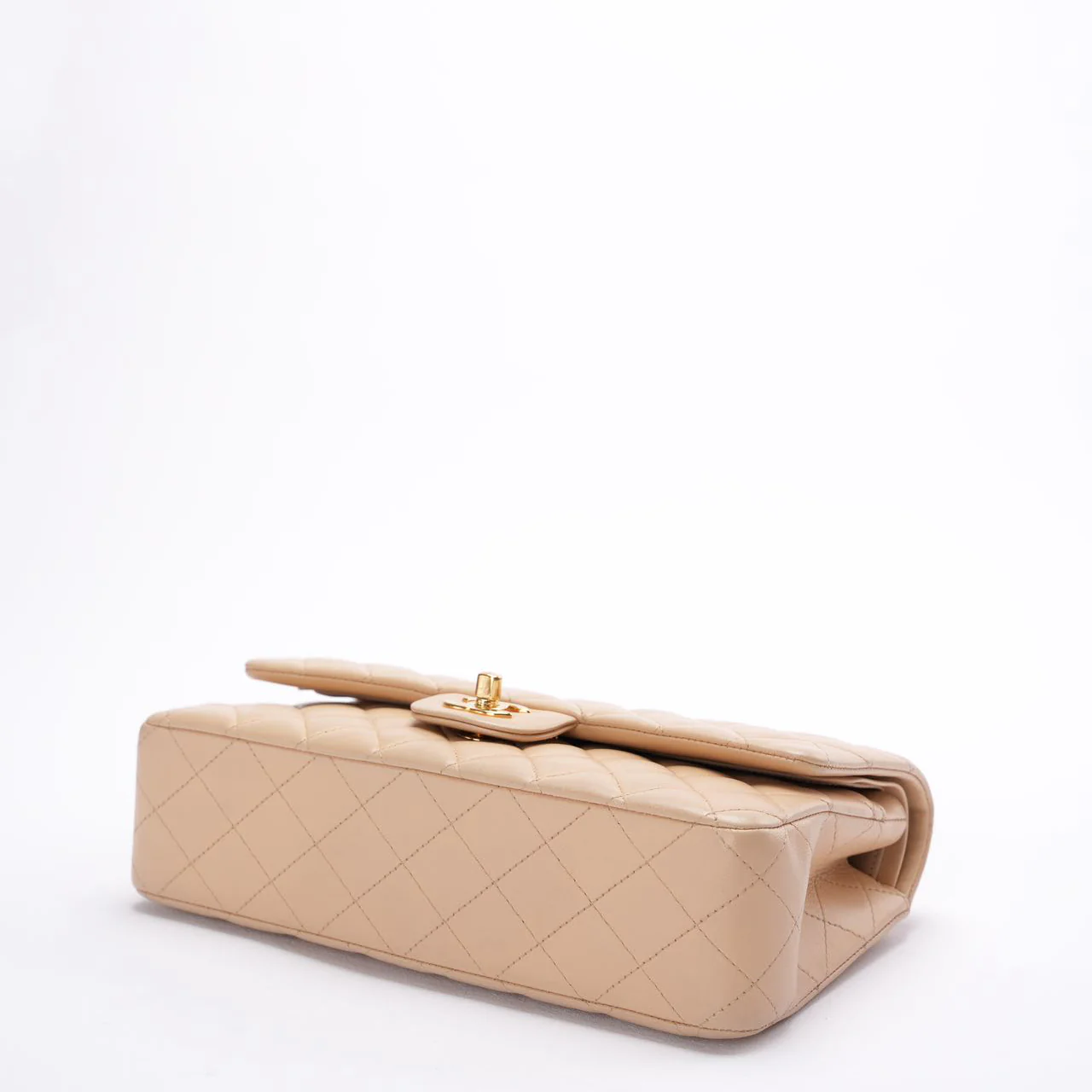 Chanel Classic Flap Bag medium Beige