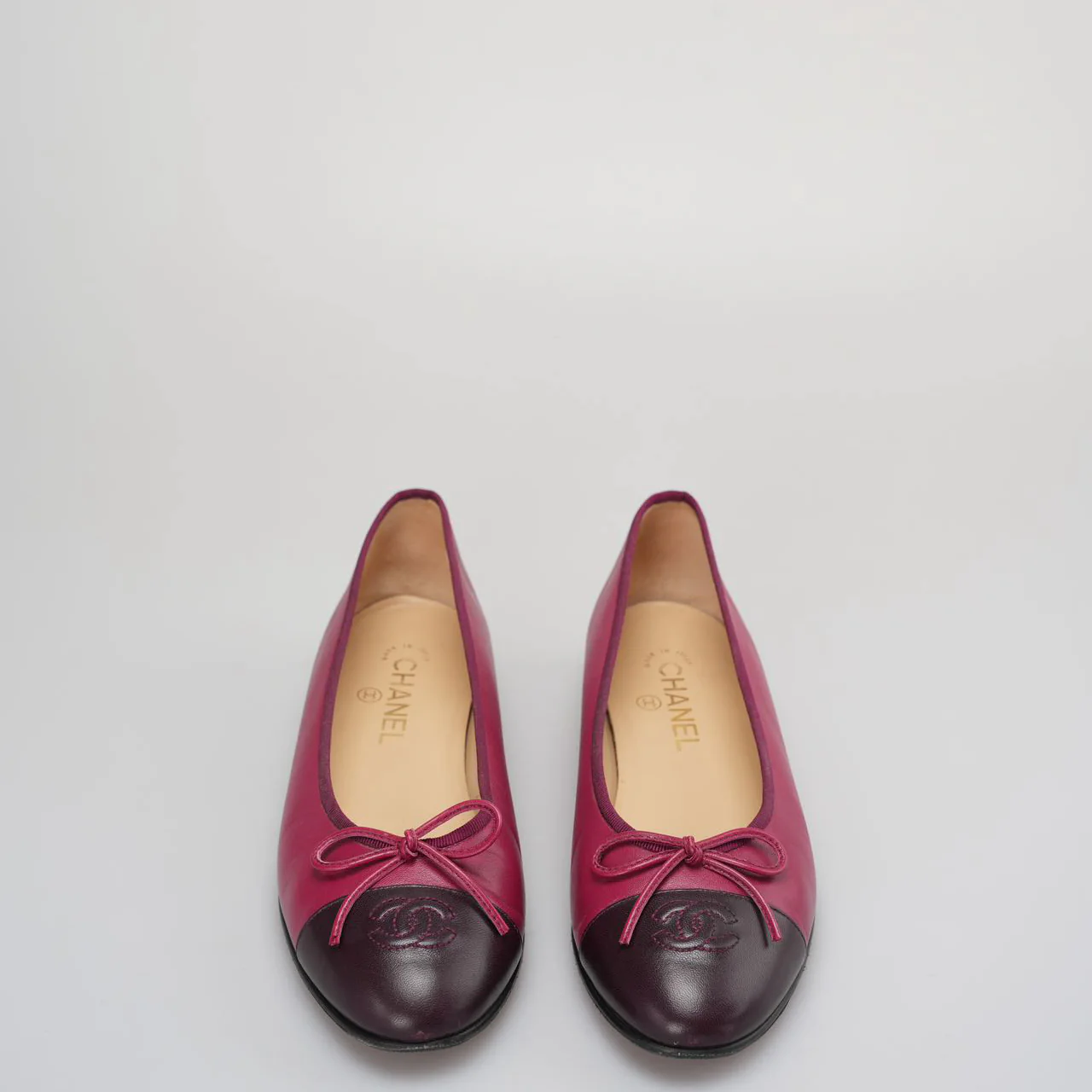 Pre-loved Chanel Ballerinas Ballet Flats In Burgundy and Black Size 40