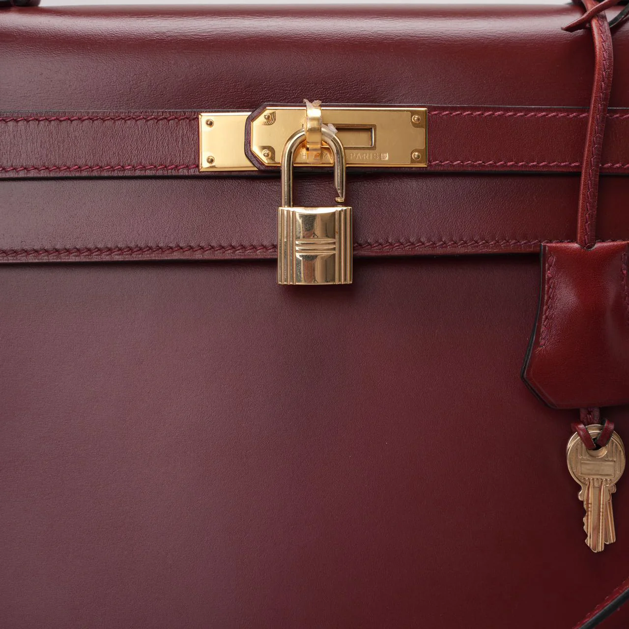 Hermes Kelly 32 Sellier Bag In Burgundy Box Leather With Gold Hardware from 2004