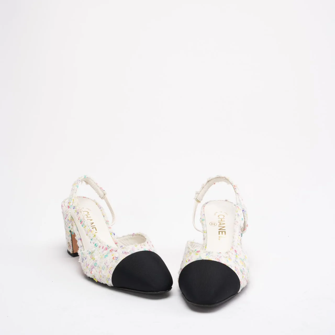 Chanel Multicolor Tweed CC Logo Slingback Pumps Size 38 ½