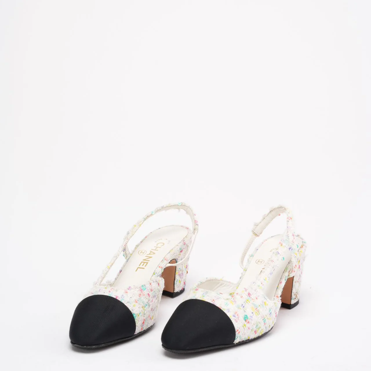 Chanel Multicolor Tweed CC Logo Slingback Pumps Size 38 ½