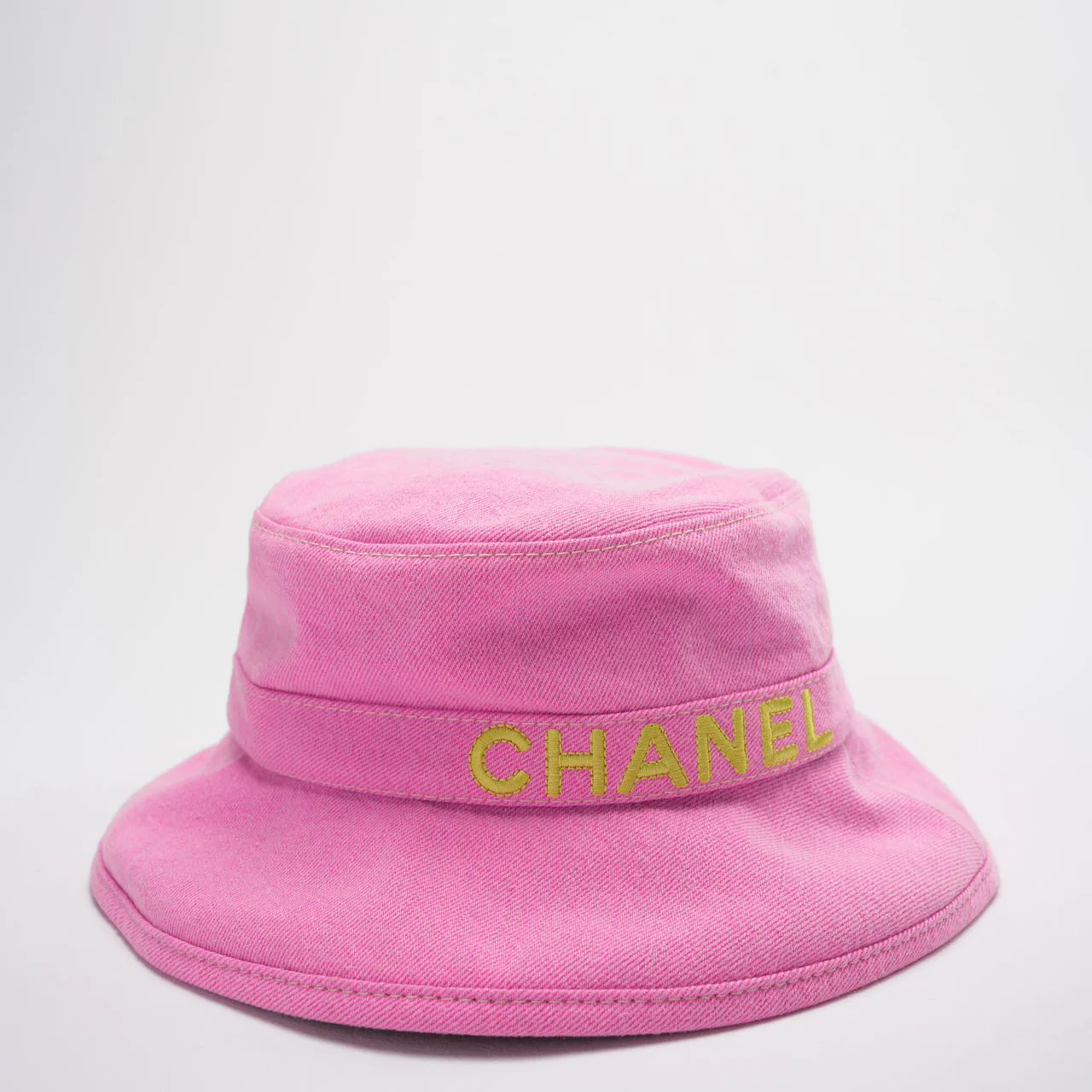 Chanel Denim Bucket Hat in Pink with Yellow Chanel Logo Size M Front 