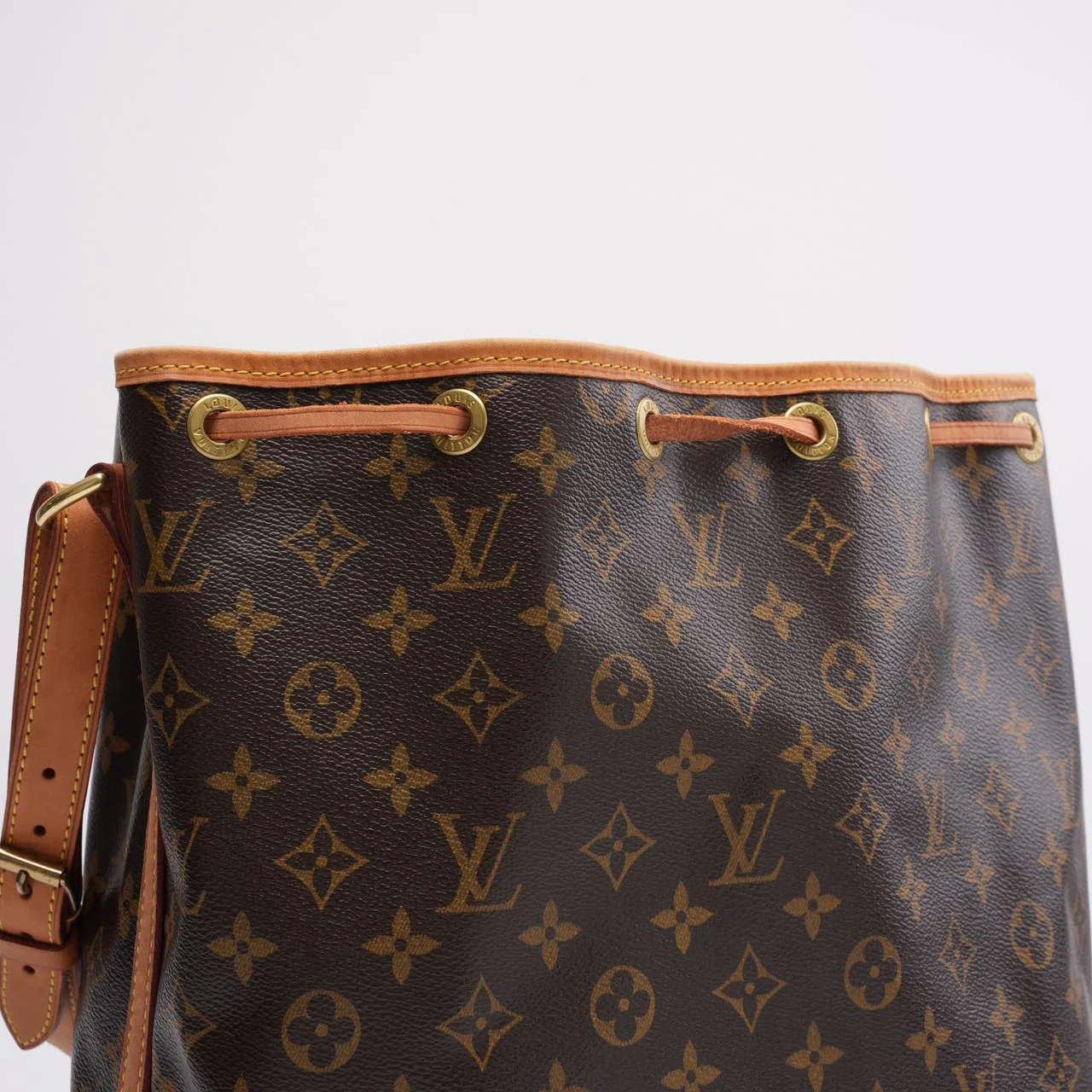 Louis Vuitton Vintage Monogram Noè GM Shoulder Bag 2008