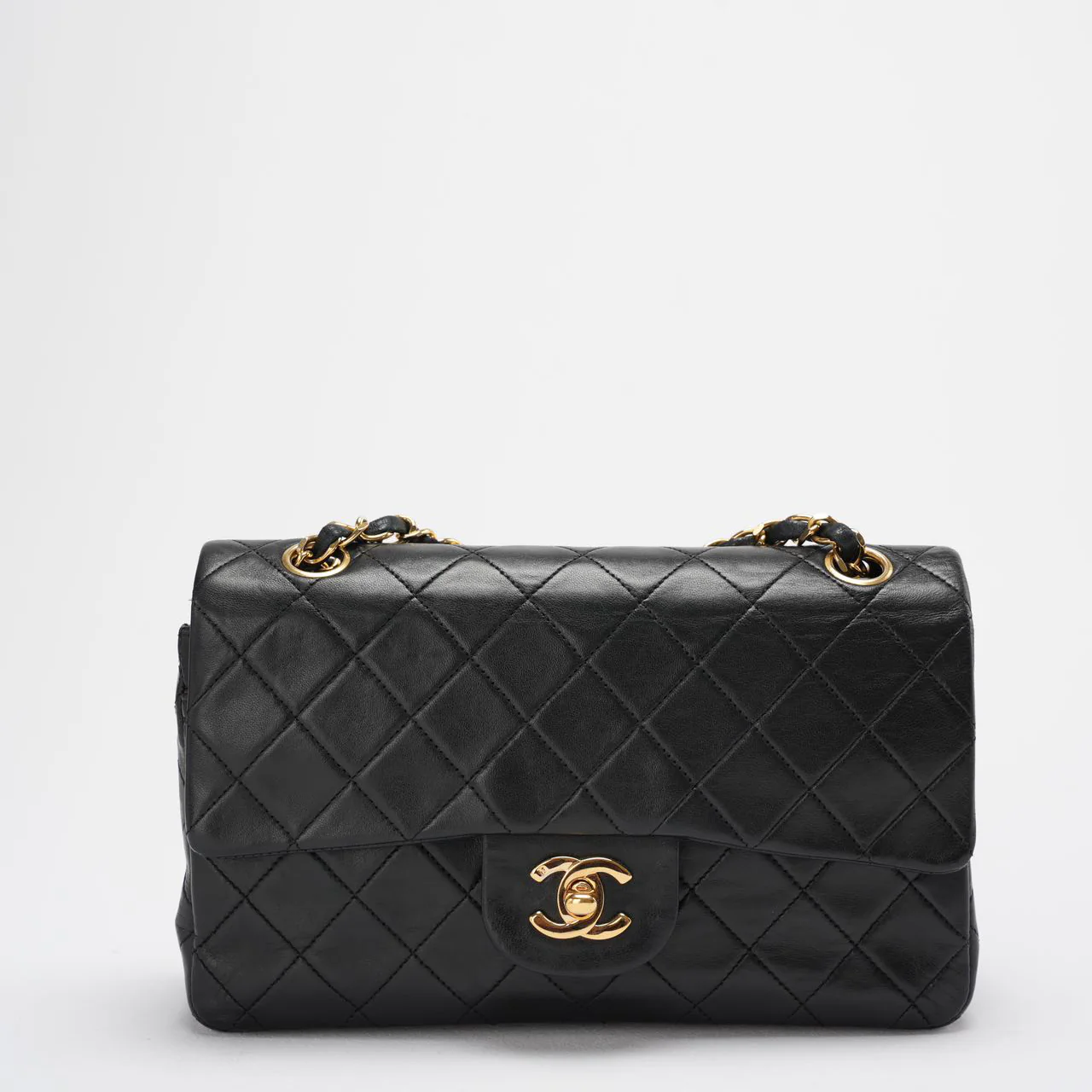 Chanel Vintage Classic Timeless Flap Bag  Black Lambskin with 24K Gold Hardware (Rare) Front 