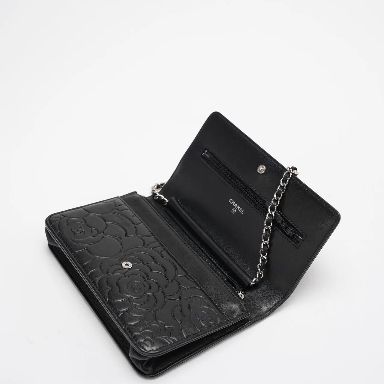 Chanel Wallet On Chain (Woc) Camellia Black Lambleather Silver Hardware Inside