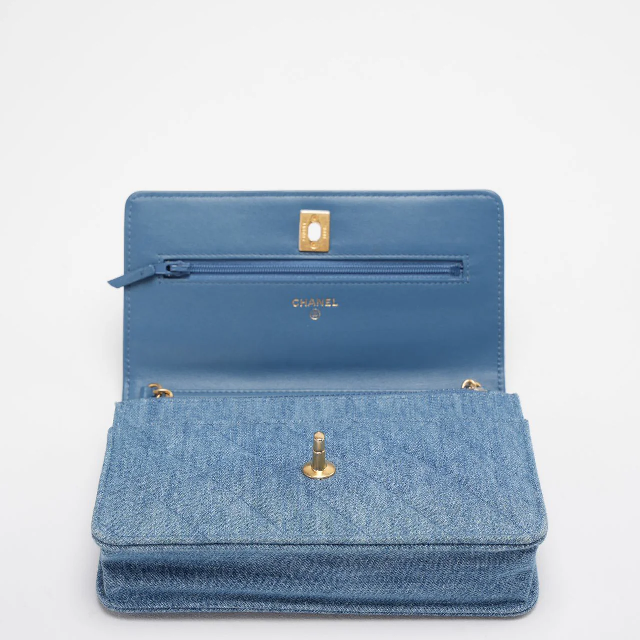 Chanel Denim Wallet On Chain (Woc) CC Pearl Crush Bag from 2022 Inside