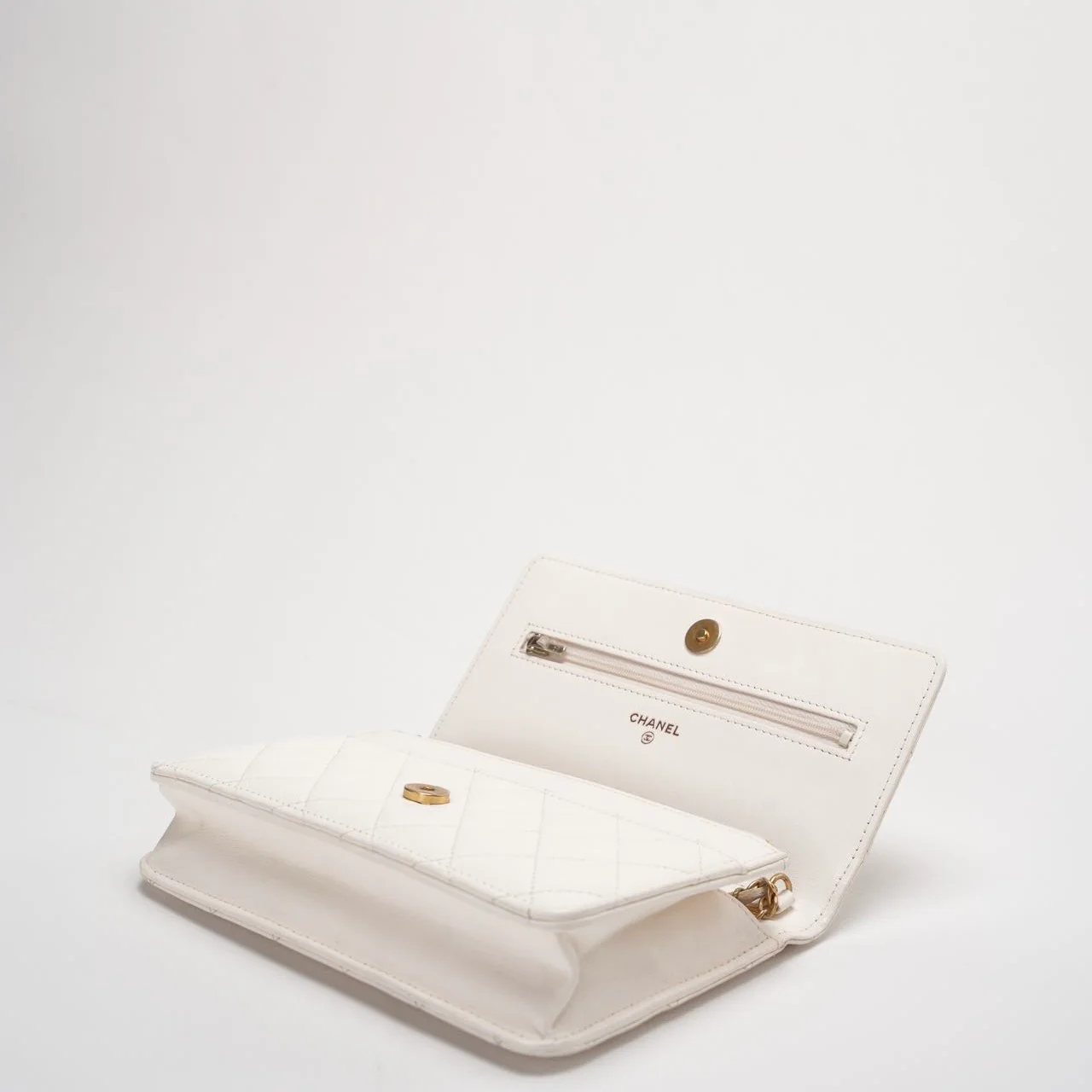 Chanel White Wallet On Chain (Woc) 22B Chip Version Double Chain Shoulder Strap in Gold