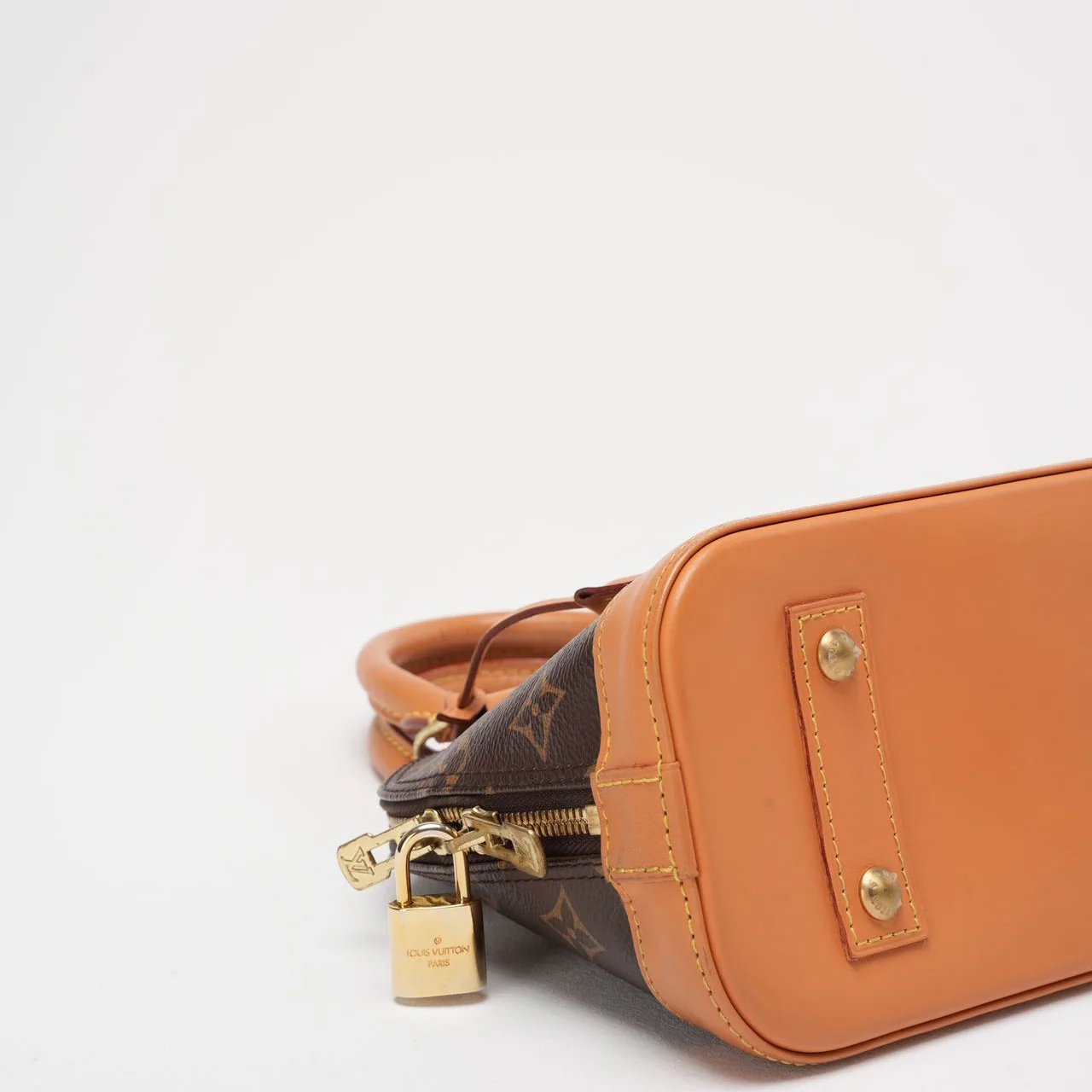 Louis Vuitton Alma BB Monogram Canvas