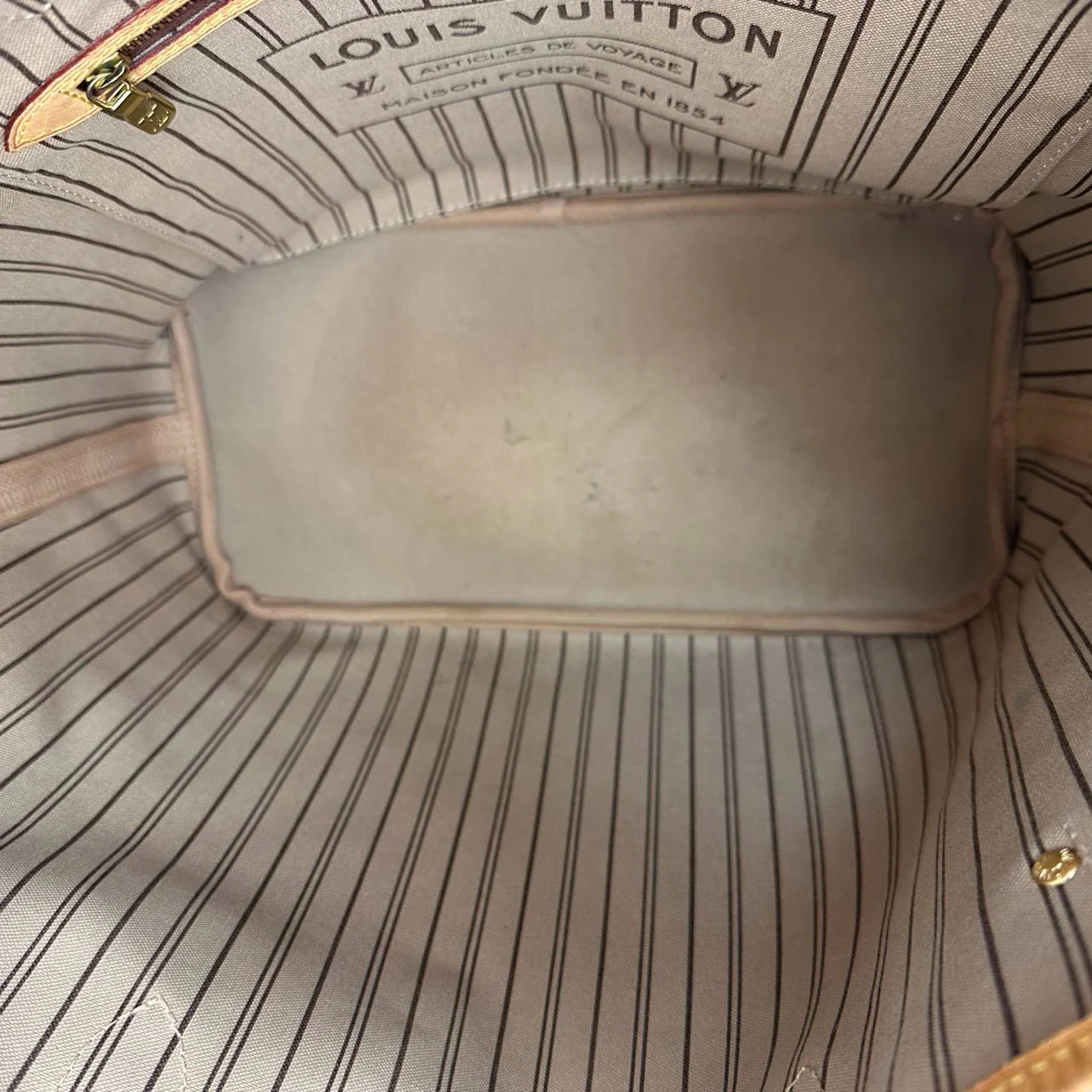 Louis Vuitton Neverfull MM Monogram Canvas with Pochette