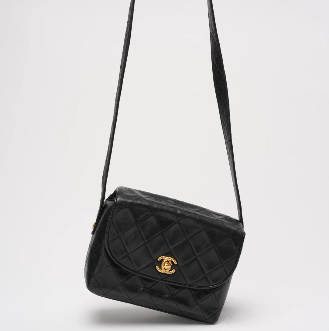 Chanel Vintage Camera Bag Black Leather with Gold Hardware