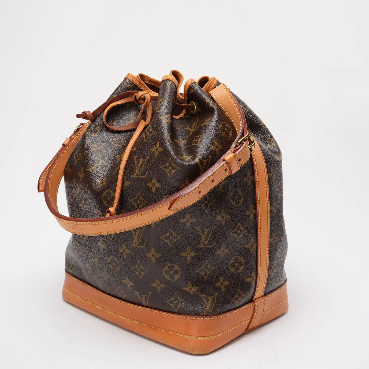 Louis Vuitton Noe Grande Monogram Canvas Bag