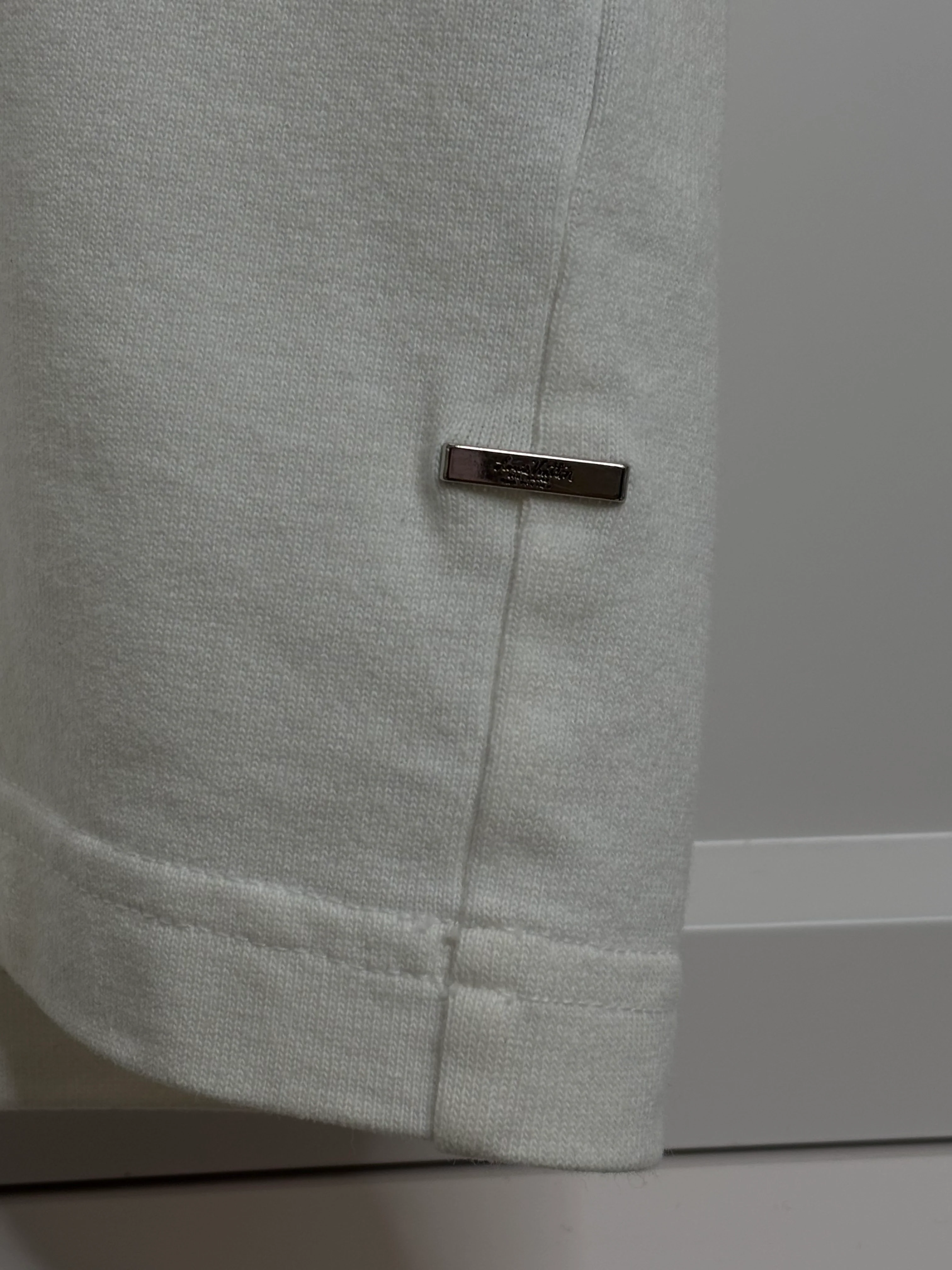 Louis Vuitton White Embossing Tshirt Men's Size L