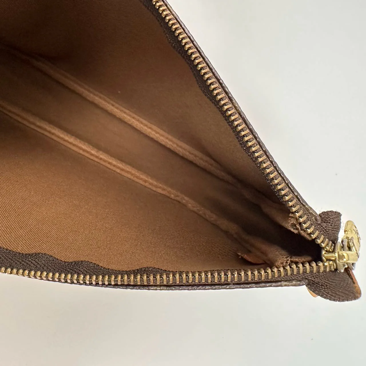 Louis Vuitton Vintage Pochette Monogram Canvas