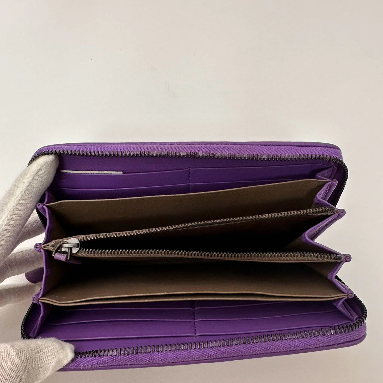 Bottega Veneta Intrecciato Weave Bifold Wallet