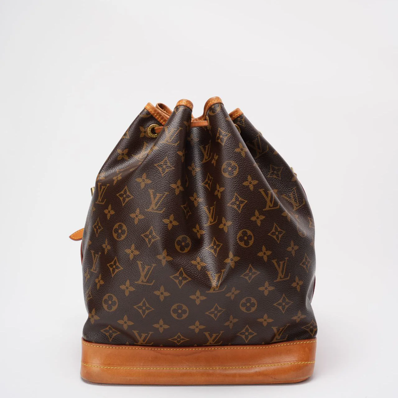 Louis Vuitton Noe Grand Bucket Bag 2006