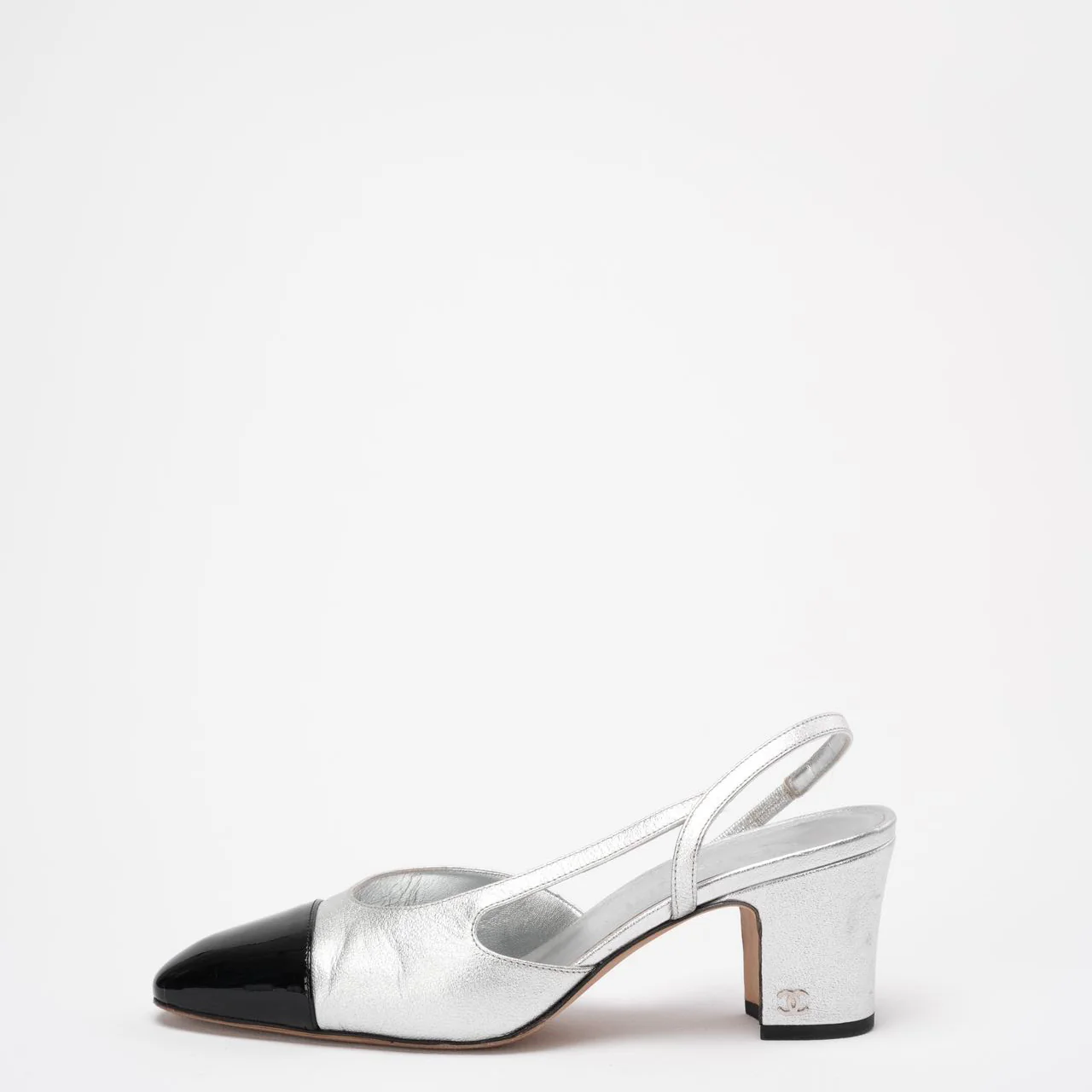 Chanel Silver / Black Leather and Patent Cap Toe CC D'osray Slingback Sandals Size 38