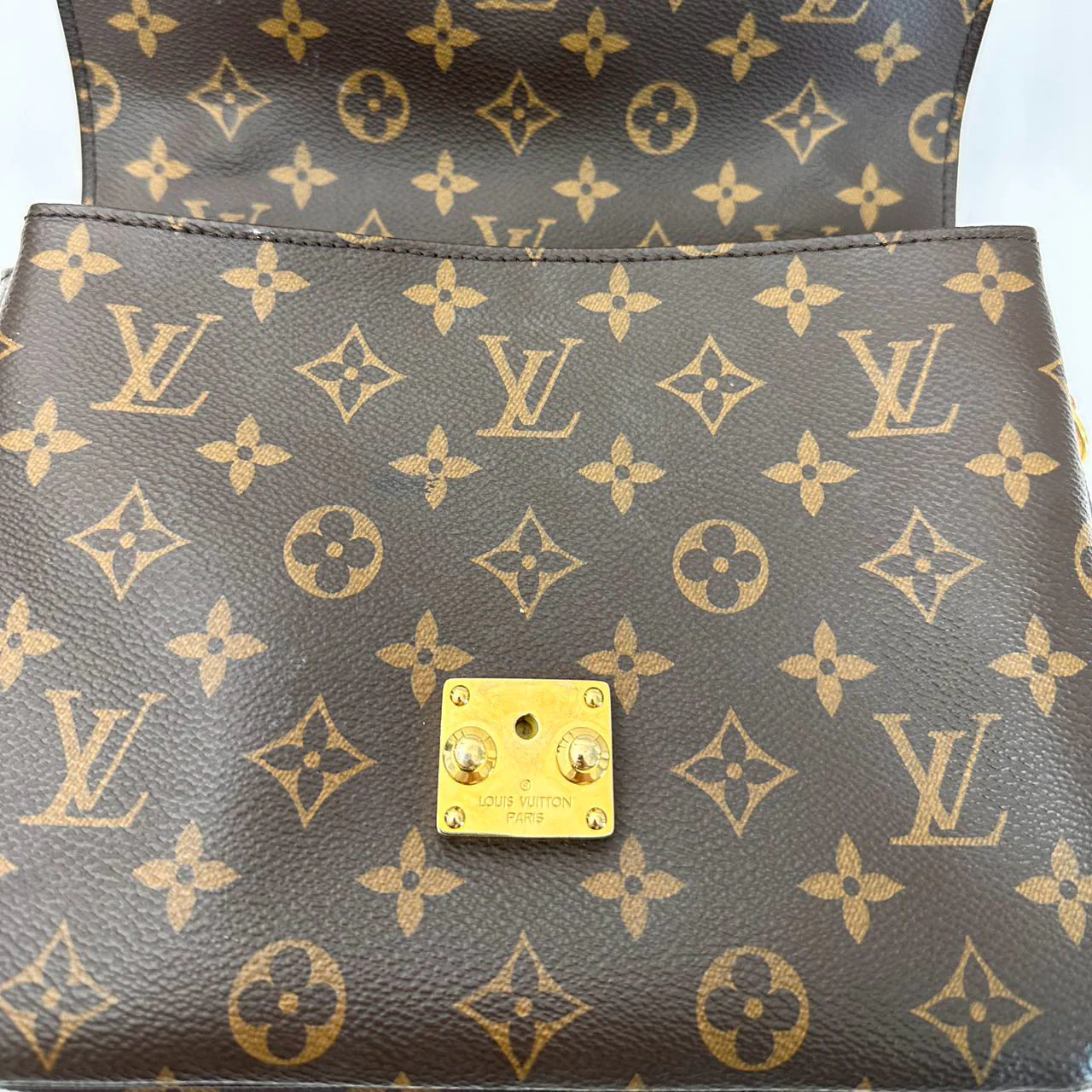 Louis Vuitton Monogram Pochette Metis MM Hand Bag 2019