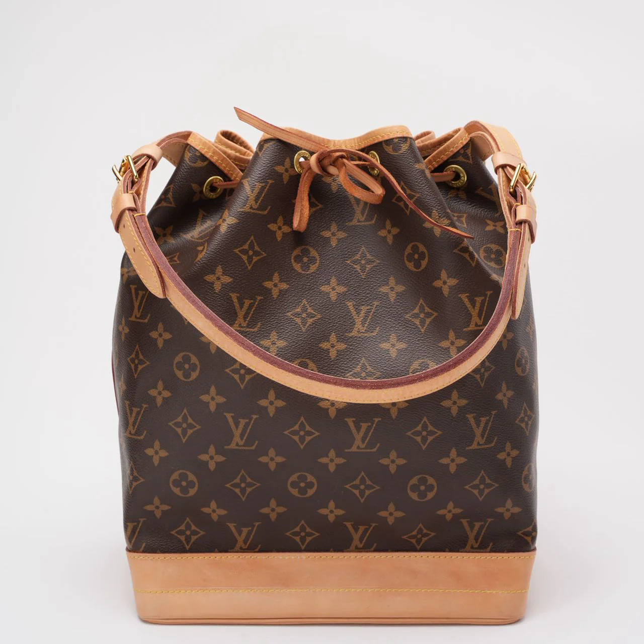 Louis Vuitton Noe Grand Monogram Shoulder Bag 2021-2025